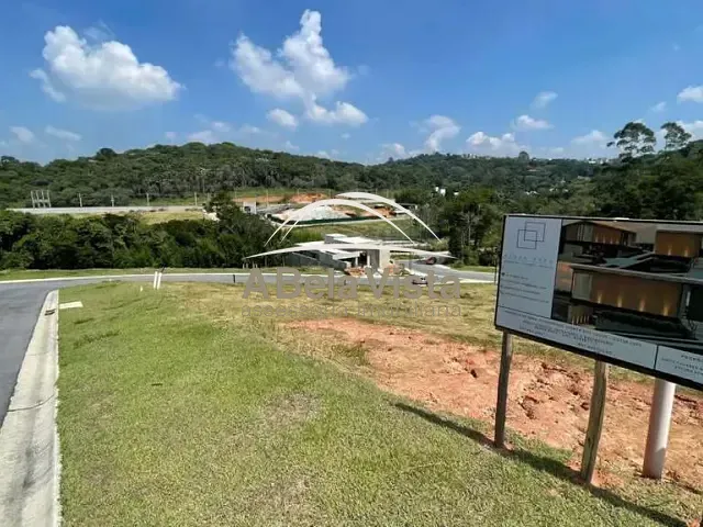 Terreno com 522m², à venda, no bairro Caiapiá em Cotia