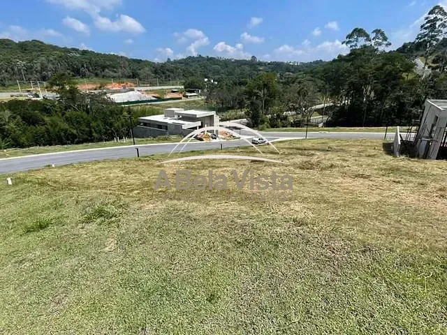 Terreno com 522m², à venda, no bairro Caiapiá em Cotia