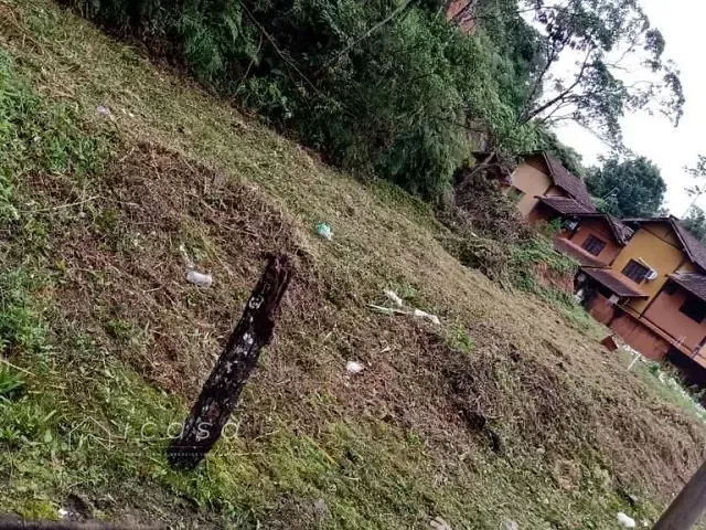Terreno com 408m², à venda, no bairro Martim de Sá em Caraguatatuba