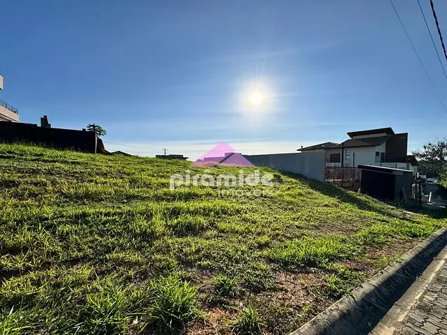 Terreno com 540m², à venda, no bairro Piedade em Caçapava