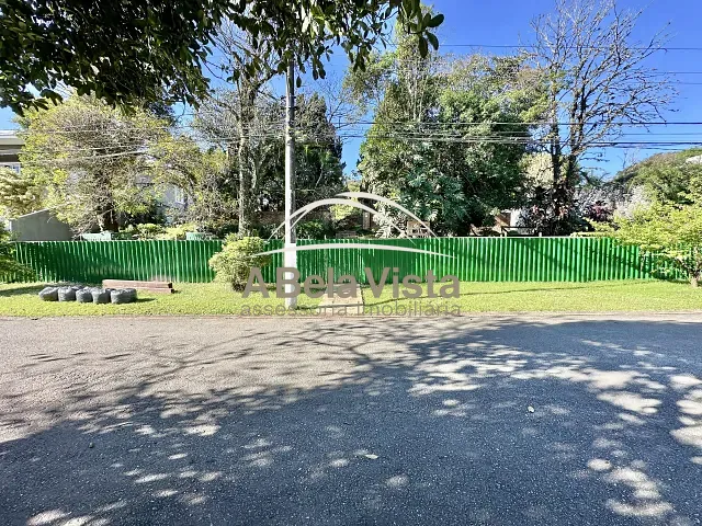 Terreno com 1779m², à venda, no bairro Bosque do Vianna em Cotia