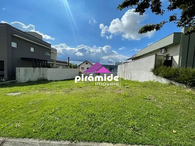 Terreno com 451m², à venda, no bairro Urbanova em São José dos Campos