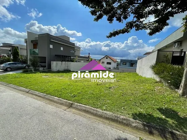 Terreno com 451m², à venda, no bairro Urbanova em São José dos Campos