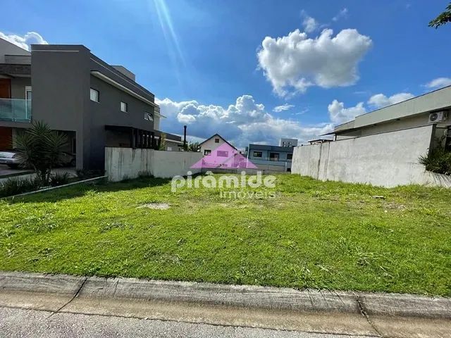Terreno com 451m², à venda, no bairro Urbanova em São José dos Campos
