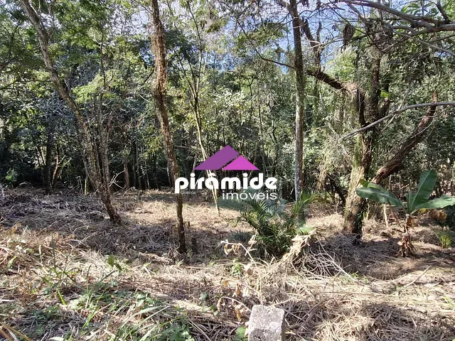 Terreno com 3416m², à venda, no bairro Cigarras em São Sebastião