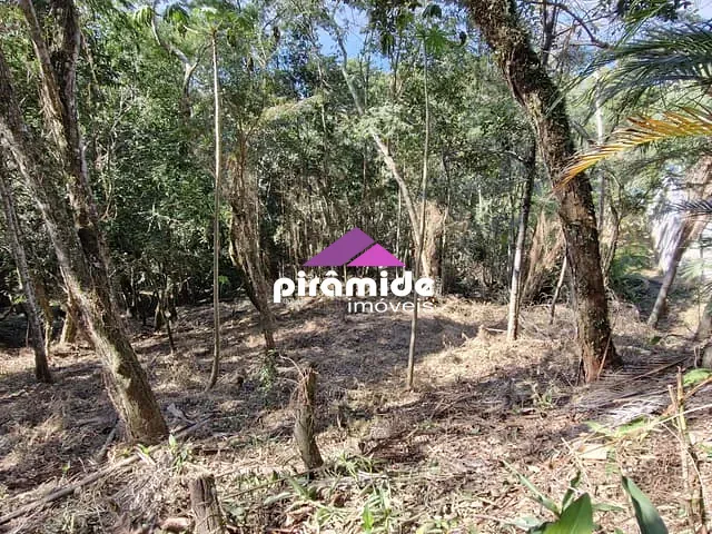 Terreno com 3416m², à venda, no bairro Cigarras em São Sebastião
