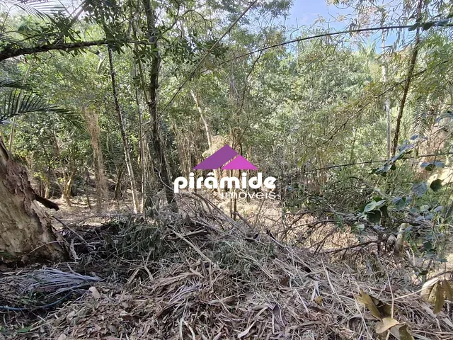 Terreno com 3416m², à venda, no bairro Cigarras em São Sebastião