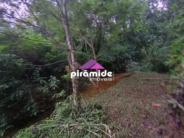 Terreno com 870m², à venda, no bairro Massaguaçu em Caraguatatuba