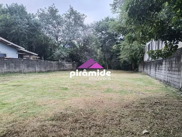 Terreno com 870m², à venda, no bairro Massaguaçu em Caraguatatuba