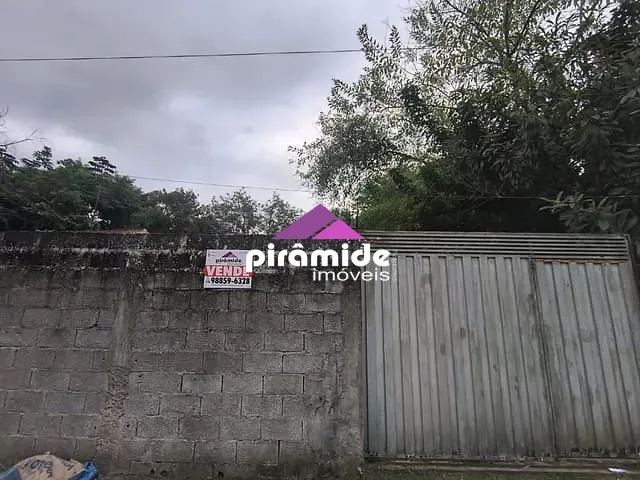 Terreno com 870m², à venda, no bairro Massaguaçu em Caraguatatuba