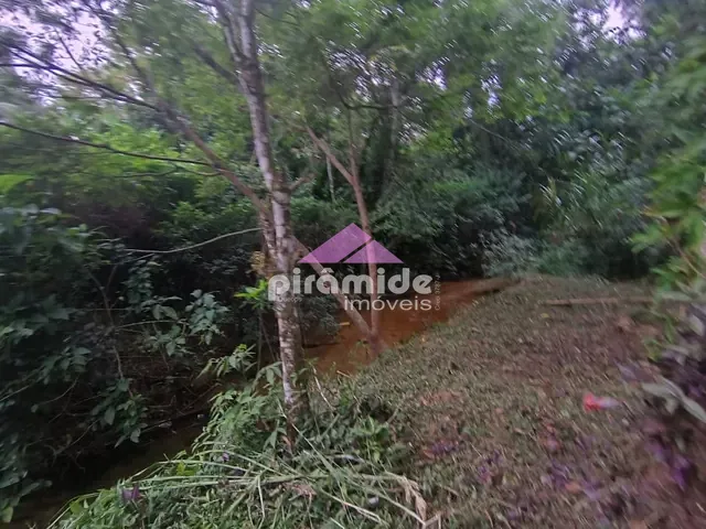 Terreno com 870m², à venda, no bairro Massaguaçu em Caraguatatuba