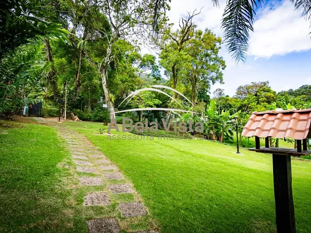 Terreno com 425m², à venda, no bairro Guaecá em São Sebastião