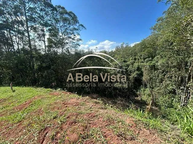 Terreno com 836m², à venda, no bairro Jardim Indaiá em Embu das Artes