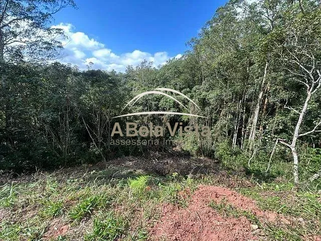 Terreno com 836m², à venda, no bairro Jardim Indaiá em Embu das Artes