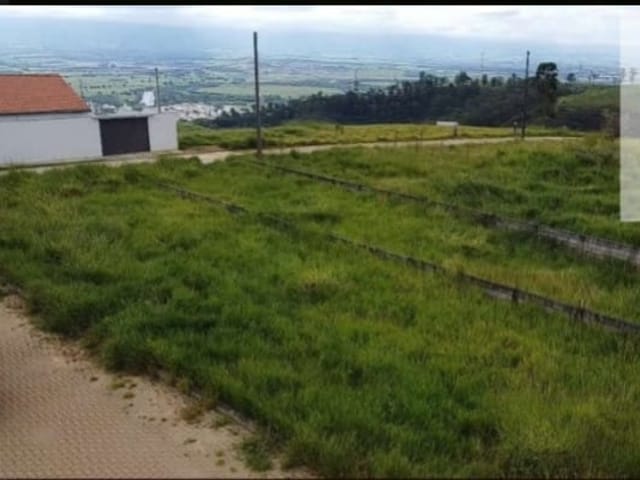 Terreno com 470m², à venda, no bairro São Francisco em Aparecida