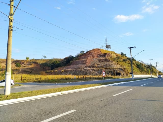 Terreno com 17000m², à venda, no bairro Itaguaçú em Aparecida