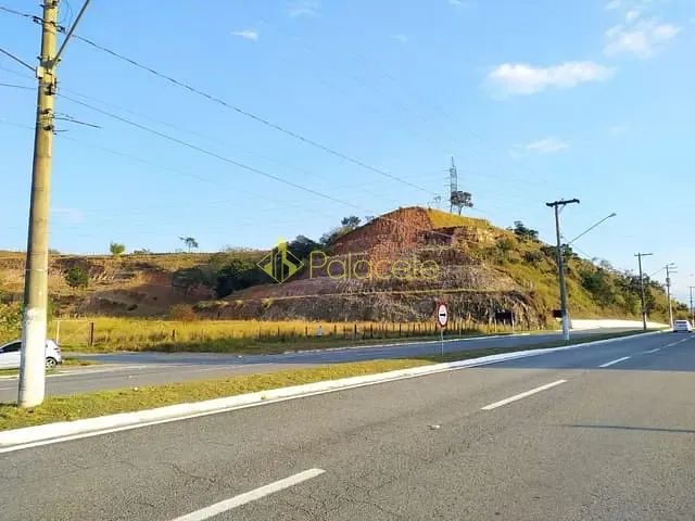 Terreno com 17000m², à venda, no bairro Itaguaçú em Aparecida