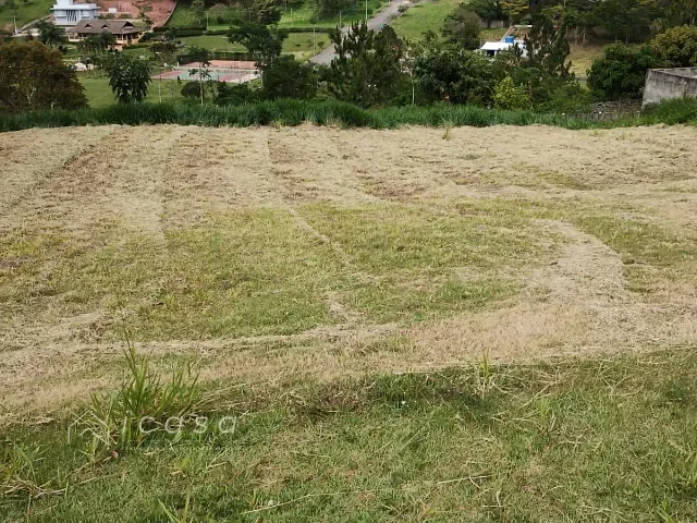 Terreno com 1000m², à venda, no bairro Tampanhão em Jambeiro