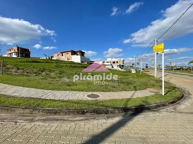 Terreno com 424m², à venda, no bairro Urbanova em São José dos Campos