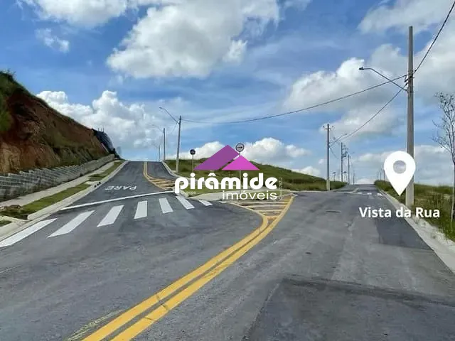 Terreno com 250m², à venda, no bairro Putim em São José dos Campos