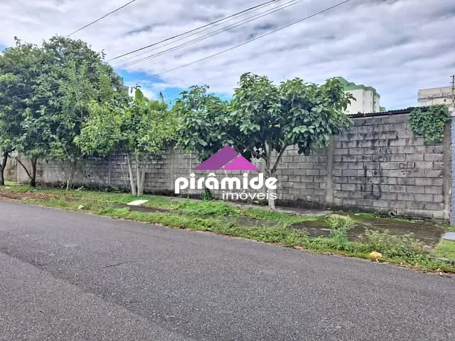 Terreno com 900m², para alugar, no bairro Parque Balneário Poiares em Caraguatatuba