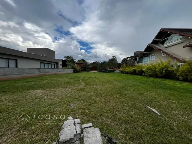 Terreno com 1200m², à venda, no bairro Condomínio Chácara Serimbura em São José dos Campos