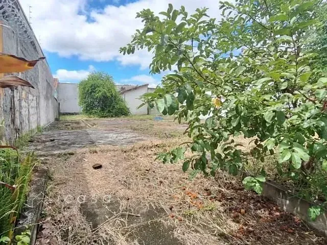 Terreno com 290m², à venda, no bairro Vila Santos em Caçapava