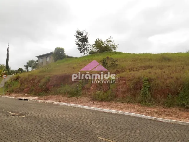 Terreno com 1200m², à venda, no bairro Condomínio Terras de Santa Mariana em Caçapava