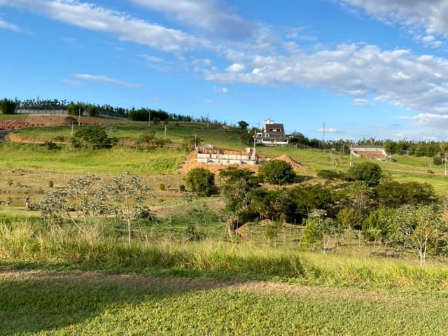 Terreno com 1036m², à venda, no bairro Condominio Village da Serra em Tremembé