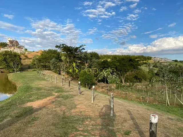 Terreno com 1036m², à venda, no bairro Condominio Village da Serra em Tremembé