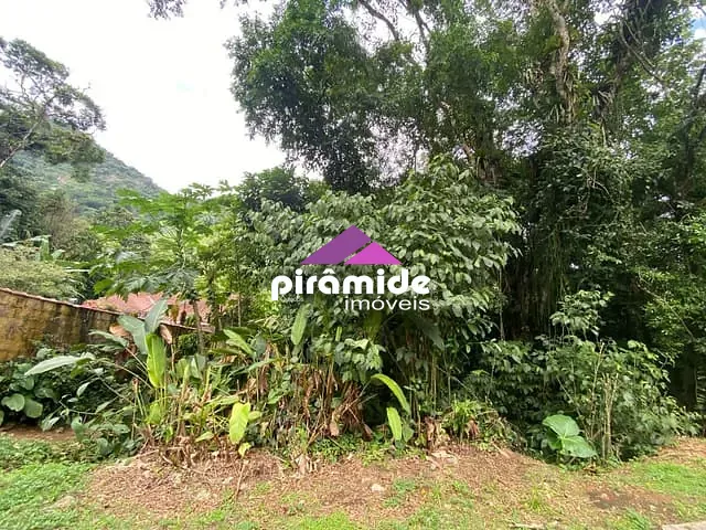 Terreno com 360m², à venda, no bairro Cocanha em Caraguatatuba