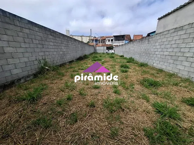 Terreno com 216m², à venda, no bairro Chácaras Araújo II em São José dos Campos
