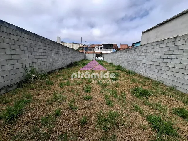 Terreno com 216m², à venda, no bairro Chácaras Araújo II em São José dos Campos