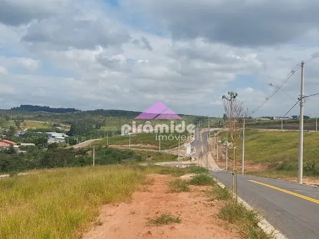Terreno com 337m², à venda, no bairro Putim em São José dos Campos