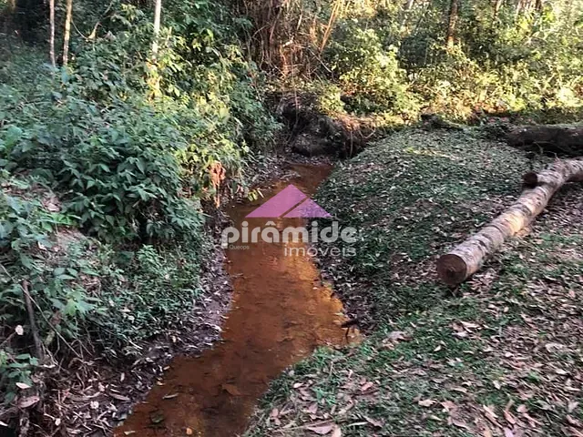 Terreno com 1000m², à venda, no bairro Jambeiro em Jambeiro
