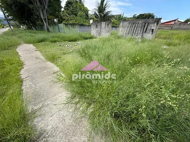 Terreno com 245m², à venda, no bairro Jardim das Gaivotas em Caraguatatuba