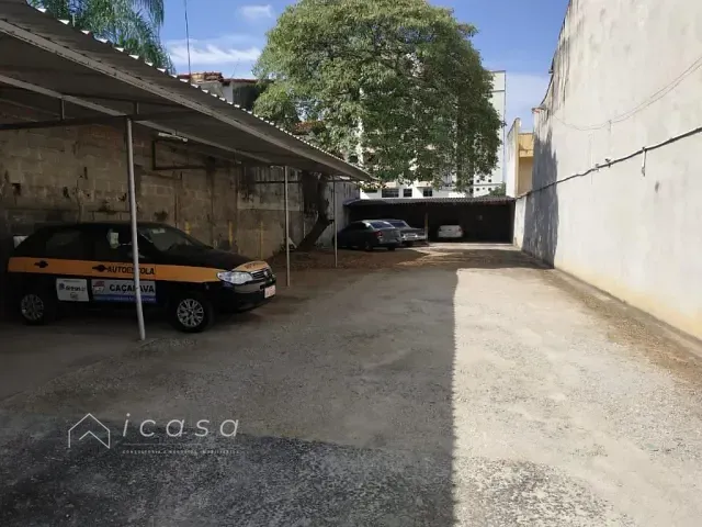 Terreno com 358m², à venda, no bairro Centro em Caçapava