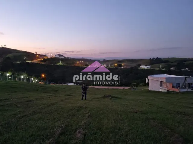 Terreno com 3000m², à venda, no bairro Bandeira Branca II em Jacareí
