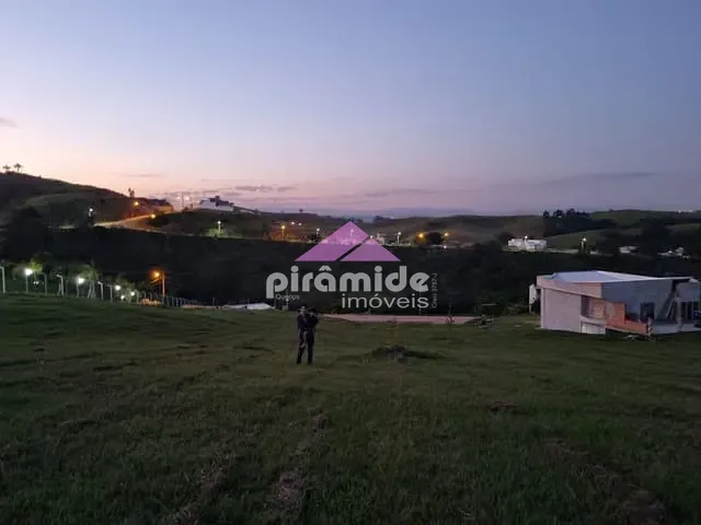 Terreno com 3000m², à venda, no bairro Bandeira Branca II em Jacareí