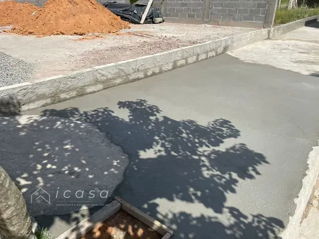 Terreno com 180m², à venda, no bairro Portal dos Passaros em São José dos Campos