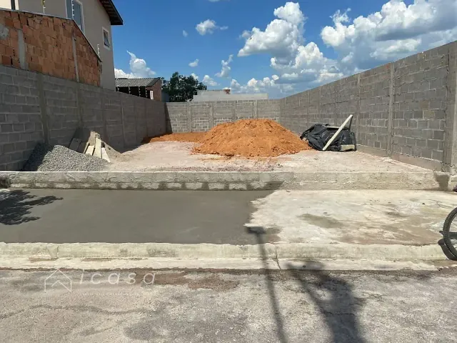 Terreno com 180m², à venda, no bairro Portal dos Passaros em São José dos Campos