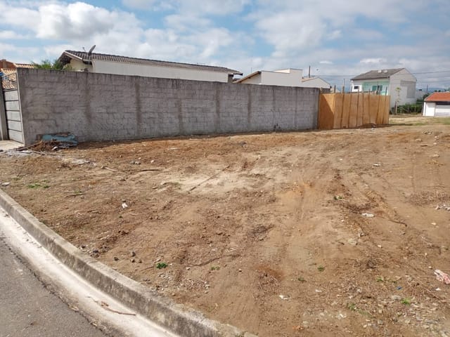 Terreno com 208m², à venda, no bairro Parque das Palmeiras em Pindamonhangaba