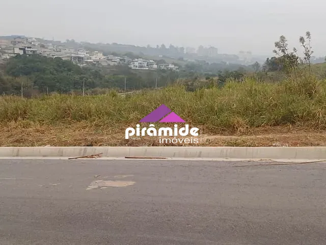 Terreno com 250m², à venda, no bairro Putim em São José dos Campos