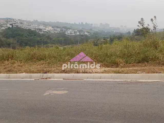 Terreno com 250m², à venda, no bairro Putim em São José dos Campos