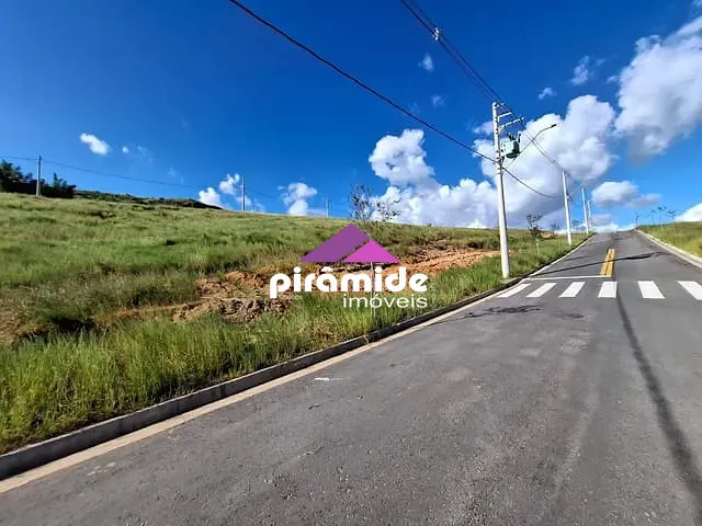 Terreno com 250m², à venda, no bairro Putim em São José dos Campos