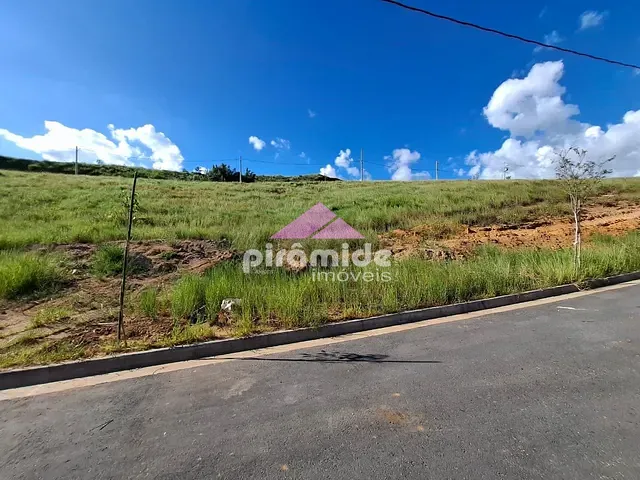 Terreno com 250m², à venda, no bairro Putim em São José dos Campos