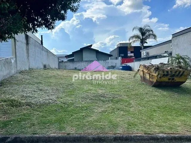 Terreno com 300m², à venda, no bairro Vila Paraíso em Caçapava