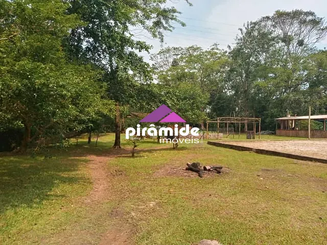 Terreno com 360m², à venda, no bairro Cocanha em Caraguatatuba