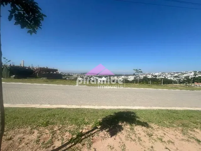 Terreno com 330m², à venda, no bairro Urbanova em São José dos Campos
