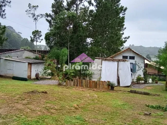 Terreno com 598m², à venda, no bairro Capricórnio II em Caraguatatuba